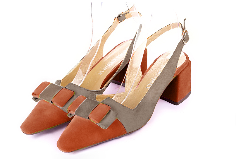 Terracotta orange and taupe brown women's open back shoes, with a knot. Tapered toe. Medium block heels. Front view - Florence KOOIJMAN